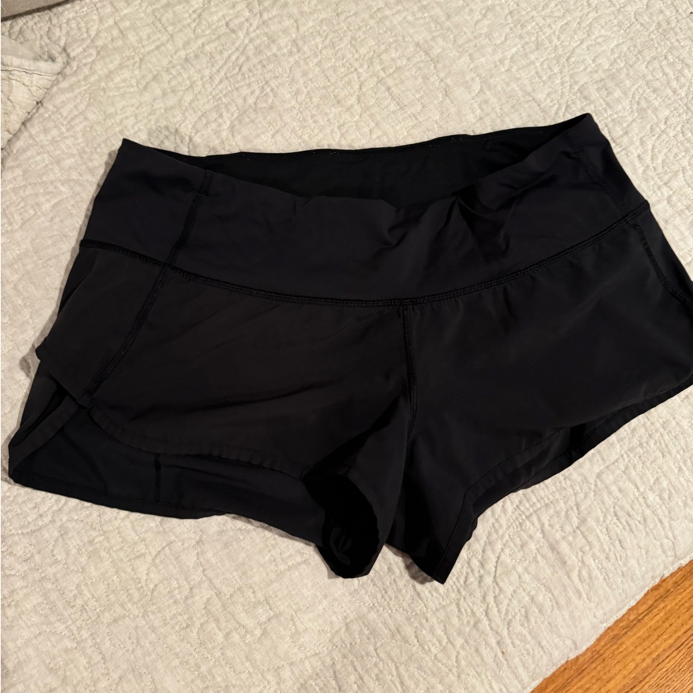 LULU LEMON SHORTS
